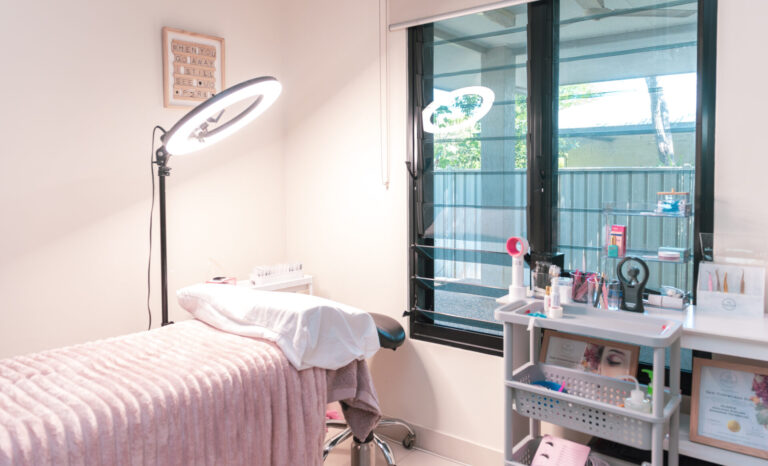 Eyelash Extensions Home Salon in Palmerston