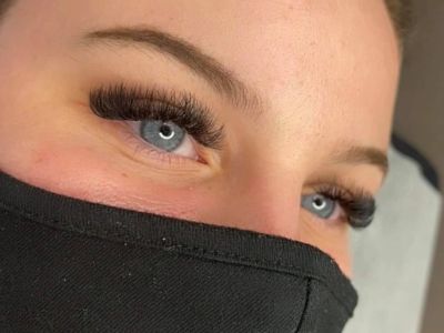Volume Eyelash extensions